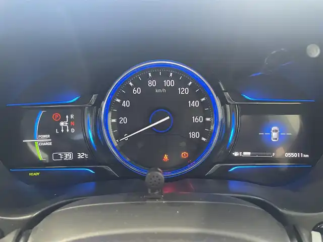 ホンダ グレイス ハイブリッド LX 沖縄県 2015(平27)年 5.5万km クリスタルブラックパール (株)IDOMが運営する【じしゃロンコザ店】の自社ローン専用車両になりますこちらは現金またはオートローンご利用時の価格です。自社ローンご希望の方は別途その旨お申付け下さい/純正ナビ　/Bluetooth接続　/ETC　/クルーズコントロール　/衝突被害軽減ブレーキ　/プッシュスタート　/スマートキー　/スペアキー　/オートライト