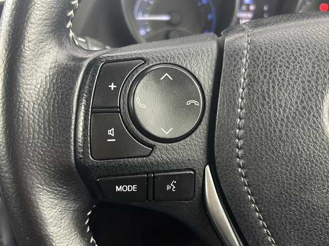 トヨタ オーリス 150X Sパッケージ 愛知県 2015(平27)年 4.5万km レッドマイカメタリック 社外7インチメモリーナビゲーション/CD DVD フルセグTV Bluetooth/バックカメラ/ETC/ステアリングリモコン/シートヒーター(D/N)/純正16インチアルミホイール/シートカバーあり/HIDヘッドライト/オートライト/フォグライト/横滑り防止装置/スマートキー/エンジンプッシュスタート/ドアバイザー