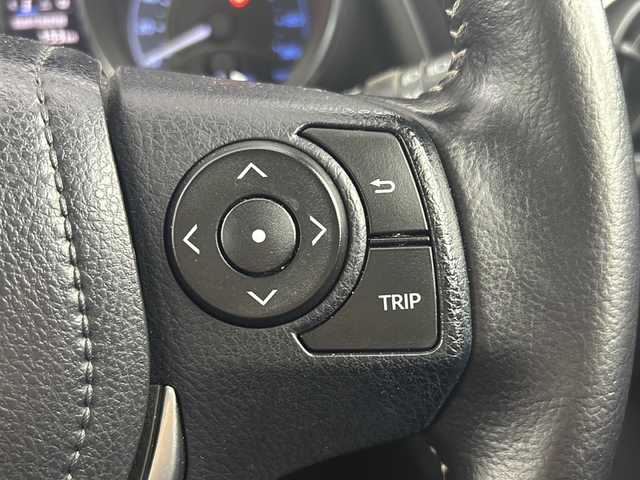 トヨタ オーリス 150X Sパッケージ 愛知県 2015(平27)年 4.5万km レッドマイカメタリック 社外7インチメモリーナビゲーション/CD DVD フルセグTV Bluetooth/バックカメラ/ETC/ステアリングリモコン/シートヒーター(D/N)/純正16インチアルミホイール/シートカバーあり/HIDヘッドライト/オートライト/フォグライト/横滑り防止装置/スマートキー/エンジンプッシュスタート/ドアバイザー