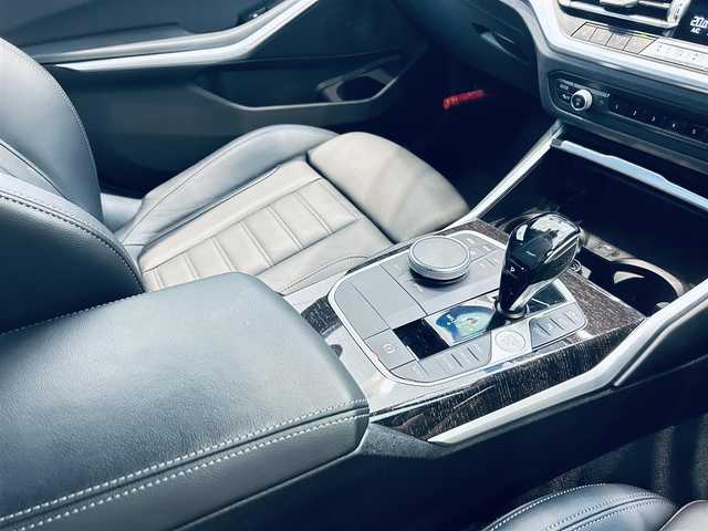 ＢＭＷ ＢＭＷ ３２０ｄ xDrive Mスポーツ EDジョイ+ 大阪府 2020(令2)年 3.7万km アルピンホワイトⅢ 黒革/パワーシート/Dシートメモリ/シートヒーター/純正ナビ/360度カメラ/applecarplay/ACC/ブラインドスポット/純正18インチAW/LEDヘッドライト/電動リアゲート/ワイヤレス充電
