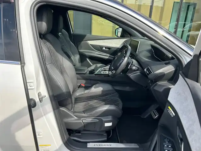 プジョー ３００８ GT ブルー HDi 石川県 2020(令2)年 5.8万km パール 衝突軽減ブレーキ/アダプティブクルーズコントロール/ブラインドスポットモニター/純正ナビ/後席用モニター/ＡｐｐｌｅＣａｒＰｌａｙ/フルセグ/バックカメラ/クリアランスソナー/オートマチックテールゲート/リモートチャージ