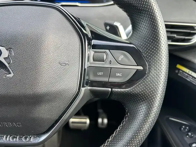 プジョー ３００８ GT ブルー HDi 石川県 2020(令2)年 5.8万km パール 衝突軽減ブレーキ/アダプティブクルーズコントロール/ブラインドスポットモニター/純正ナビ/後席用モニター/ＡｐｐｌｅＣａｒＰｌａｙ/フルセグ/バックカメラ/クリアランスソナー/オートマチックテールゲート/リモートチャージ