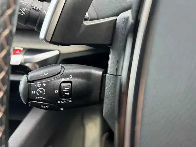 プジョー ３００８ GT ブルー HDi 石川県 2020(令2)年 5.8万km パール 衝突軽減ブレーキ/アダプティブクルーズコントロール/ブラインドスポットモニター/純正ナビ/後席用モニター/ＡｐｐｌｅＣａｒＰｌａｙ/フルセグ/バックカメラ/クリアランスソナー/オートマチックテールゲート/リモートチャージ