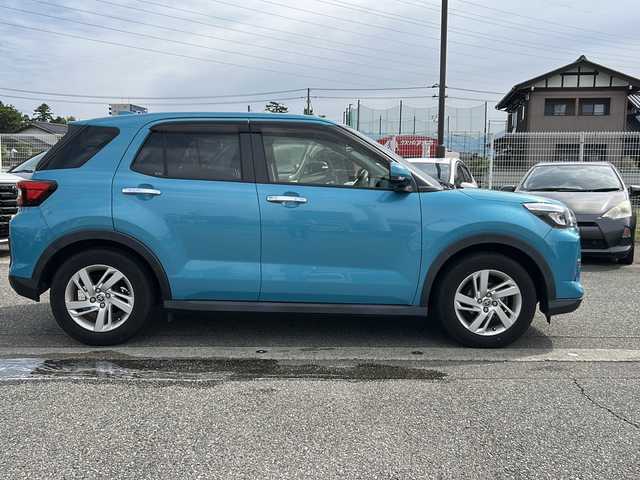 トヨタ ライズ G 富山県 2020(令2)年 6.6万km ターコイズブルーマイカメタリック スマートキー×２/純正メモリーナビ(NSZT-W68T)/DVD/BT/フルセグTV/USB/バックカメラ/ビルトインETC/クリアランスソナー/電格ウィンカーミラー/衝突安全ブレーキ/オートハイビーム/オートライト/LEDヘッドライト/オートリトラミラー/横滑り防止装置/ステアリングスイッチ/プッシュスタート/純正ドアバイザー/アイドリングストップ/純正１６インチAW/リアスポイラー/保証書・取説・ナビ取説