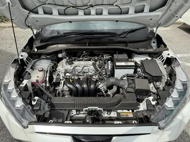 トヨタ カローラ クロス Z 千葉県 2022(令4)年 2.3万km プラチナホワイトパールマイカ 純正ディスプレイオーディオ（AM/FM/Bluetooth）/バックカメラ/ETC2.0/追従クルーズコントロール/前後ドライブレコーダー/MTモード付AT/前席シートヒーター/運転席パワーシート/ハーフレザーシート/パワーバックドア/コーナーセンサー/純正フロアマット/純正アルミホイール/LEDヘッドライト/ワンオーナー/取扱説明書/保証書