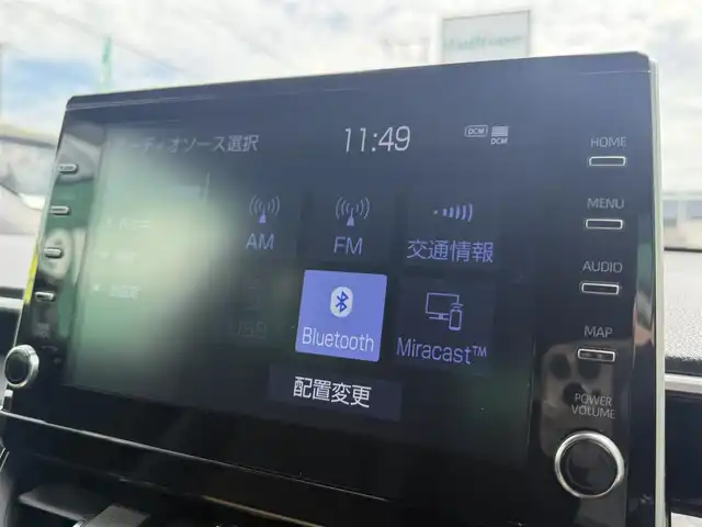 トヨタ カローラ クロス Z 千葉県 2022(令4)年 2.3万km プラチナホワイトパールマイカ 純正ディスプレイオーディオ（AM/FM/Bluetooth）/バックカメラ/ETC2.0/追従クルーズコントロール/前後ドライブレコーダー/MTモード付AT/前席シートヒーター/運転席パワーシート/ハーフレザーシート/パワーバックドア/コーナーセンサー/純正フロアマット/純正アルミホイール/LEDヘッドライト/ワンオーナー/取扱説明書/保証書