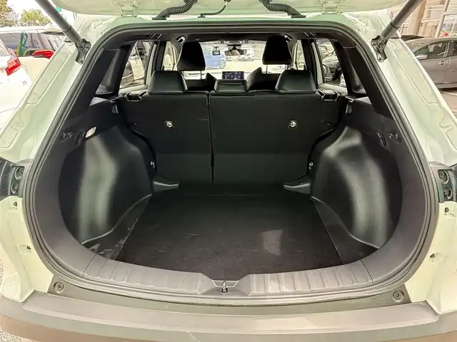 トヨタ カローラ クロス Z 千葉県 2022(令4)年 2.3万km プラチナホワイトパールマイカ 純正ディスプレイオーディオ（AM/FM/Bluetooth）/バックカメラ/ETC2.0/追従クルーズコントロール/前後ドライブレコーダー/MTモード付AT/前席シートヒーター/運転席パワーシート/ハーフレザーシート/パワーバックドア/コーナーセンサー/純正フロアマット/純正アルミホイール/LEDヘッドライト/ワンオーナー/取扱説明書/保証書