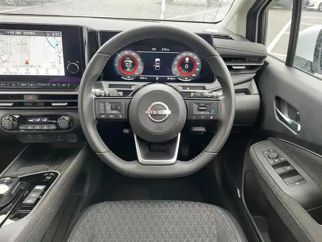 日産 オーラ G 東京都 2024(令6)年 0.3万km ピュアホワイトパール BOSEパーソナルプラスサウンドシステム/全方位運転支援システム/・エマージェンシーブレーキ/・踏み間違い衝突防止アシスト/・車線逸脱防止支援/・ブラインドスポットアシスト/・ハイビームアシスト/・プロパイロット/・アラウンドビューモニター/インテリジェントルームミラー/ワイヤレス充電器/プッシュスタート/純正ナビ/フルセグTV/ETC2.0/ドライブレコーダー/ハーフレザーシート/運転席パワーシート/LEDヘッドライト/ドアバイザー/純正アルミホイール/スマートキー