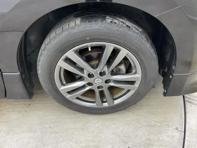 日産 エルグランド 250HWS アーバンクロム 岡山県 2012(平24)年 7.4万km ファントムブラック 社外ナビ　(アルパイン)(VIE-X08S)/【CD/DVD/フルセグ】BT電話のみ対応/社外１０．２インチフリップダウンモニター　(アルパイン)/両側電動スライドドア　/ＨＩＤヘッドライト　/バックカメラ　/後付けコーナーセンサー　前後　/スマートキー　/純正アルミホイール/オートライト/オットマン/禁煙車/フォグライト