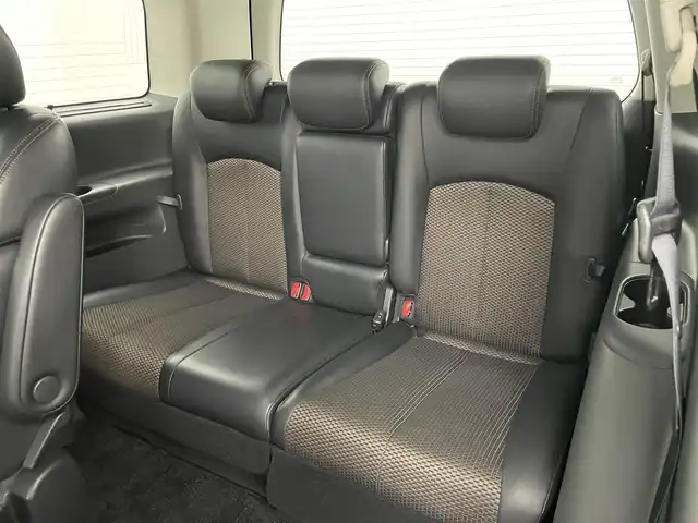 日産 エルグランド 250HWS アーバンクロム 岡山県 2012(平24)年 7.4万km ファントムブラック 社外ナビ　(アルパイン)(VIE-X08S)/【CD/DVD/フルセグ】BT電話のみ対応/社外１０．２インチフリップダウンモニター　(アルパイン)/両側電動スライドドア　/ＨＩＤヘッドライト　/バックカメラ　/後付けコーナーセンサー　前後　/スマートキー　/純正アルミホイール/オートライト/オットマン/禁煙車/フォグライト