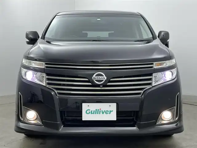 日産 エルグランド 250HWS アーバンクロム 岡山県 2012(平24)年 7.4万km ファントムブラック 社外ナビ　(アルパイン)(VIE-X08S)/【CD/DVD/フルセグ】BT電話のみ対応/社外１０．２インチフリップダウンモニター　(アルパイン)/両側電動スライドドア　/ＨＩＤヘッドライト　/バックカメラ　/後付けコーナーセンサー　前後　/スマートキー　/純正アルミホイール/オートライト/オットマン/禁煙車/フォグライト