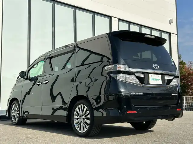 トヨタ ヴェルファイア 2．4Z ゴールデンアイズⅡ 大阪府 2014(平26)年 4.3万km ブラック トヨタセーフティセンス/・クルーズコントロール/・クリアランスソナー/純正ナビ/・Bluetooth/フルセグTV/CD/DVD/ラジオ/主要装備/・バックカメラ/・横滑り防止装置/・両側パワースライドドア/・パワーバックドア/・サンルーフ/・100V電源/・合皮シート/・オットマン/・ステアリングスイッチ/・nanoe/・自動防眩ルームミラー/・ダブルサイド+カーテンエアバック/・ETC