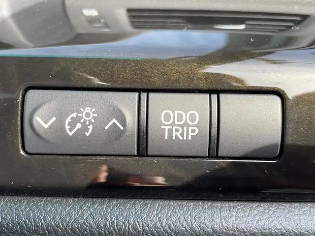 トヨタ ヴェルファイア 2．4Z ゴールデンアイズⅡ 大阪府 2014(平26)年 4.3万km ブラック トヨタセーフティセンス/・クルーズコントロール/・クリアランスソナー/純正ナビ/・Bluetooth/フルセグTV/CD/DVD/ラジオ/主要装備/・バックカメラ/・横滑り防止装置/・両側パワースライドドア/・パワーバックドア/・サンルーフ/・100V電源/・合皮シート/・オットマン/・ステアリングスイッチ/・nanoe/・自動防眩ルームミラー/・ダブルサイド+カーテンエアバック/・ETC