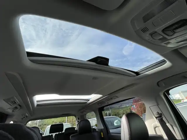 トヨタ ヴェルファイア 2．4Z ゴールデンアイズⅡ 大阪府 2014(平26)年 4.3万km ブラック トヨタセーフティセンス/・クルーズコントロール/・クリアランスソナー/純正ナビ/・Bluetooth/フルセグTV/CD/DVD/ラジオ/主要装備/・バックカメラ/・横滑り防止装置/・両側パワースライドドア/・パワーバックドア/・サンルーフ/・100V電源/・合皮シート/・オットマン/・ステアリングスイッチ/・nanoe/・自動防眩ルームミラー/・ダブルサイド+カーテンエアバック/・ETC