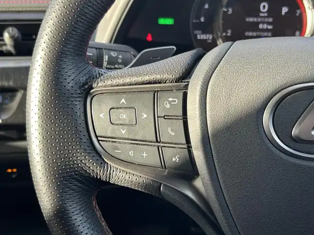 レクサス ＵＸ 250h Fスポーツ 島根県 2019(平31)年 5.4万km ホワイトノーヴァガラスフレーク 登録時走行距離53573km/メーカーナビ/Bluetooth/AM/FM/CD/DVD/フルセグテレビ/ムーンルーフ/革シート(赤色)/全周囲カメラ/ETC2.0/ドライブレコーダー/レーダークルーズコントロール/レーンキープアシスト/横滑り防止装置/衝突被害軽減ブレーキ/前後コーナーセンサー/ASC/BSM/RCTA/前席シートヒーター/ハンドルヒーター/前席パワーシート/シートメモリー/電動パーキング/ホールドブレーキ/オートライト/オートハイビーム/LEDヘッドライト/フォグランプ/パドルシフト/禁煙車