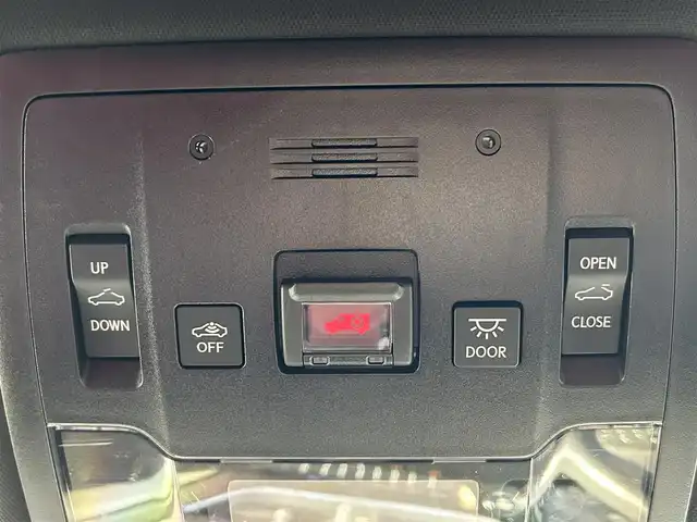 レクサス ＵＸ 250h Fスポーツ 島根県 2019(平31)年 5.4万km ホワイトノーヴァガラスフレーク 登録時走行距離53573km/メーカーナビ/Bluetooth/AM/FM/CD/DVD/フルセグテレビ/ムーンルーフ/革シート(赤色)/全周囲カメラ/ETC2.0/ドライブレコーダー/レーダークルーズコントロール/レーンキープアシスト/横滑り防止装置/衝突被害軽減ブレーキ/前後コーナーセンサー/ASC/BSM/RCTA/前席シートヒーター/ハンドルヒーター/前席パワーシート/シートメモリー/電動パーキング/ホールドブレーキ/オートライト/オートハイビーム/LEDヘッドライト/フォグランプ/パドルシフト/禁煙車