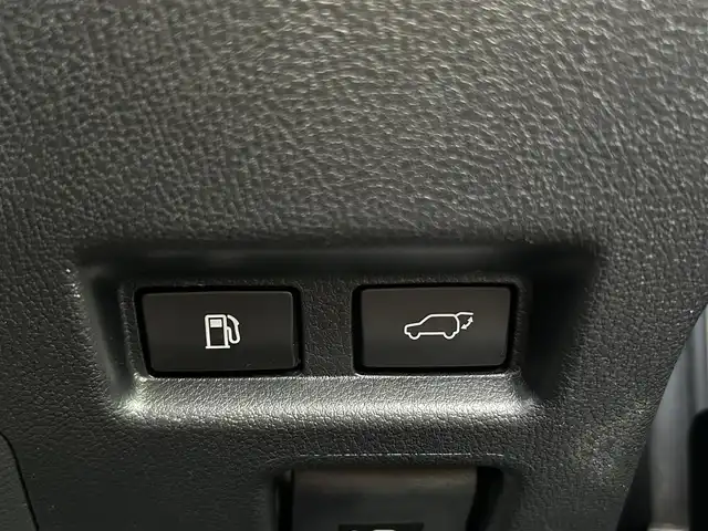 レクサス ＵＸ 250h Fスポーツ 島根県 2019(平31)年 5.4万km ホワイトノーヴァガラスフレーク 登録時走行距離53573km/メーカーナビ/Bluetooth/AM/FM/CD/DVD/フルセグテレビ/ムーンルーフ/革シート(赤色)/全周囲カメラ/ETC2.0/ドライブレコーダー/レーダークルーズコントロール/レーンキープアシスト/横滑り防止装置/衝突被害軽減ブレーキ/前後コーナーセンサー/ASC/BSM/RCTA/前席シートヒーター/ハンドルヒーター/前席パワーシート/シートメモリー/電動パーキング/ホールドブレーキ/オートライト/オートハイビーム/LEDヘッドライト/フォグランプ/パドルシフト/禁煙車