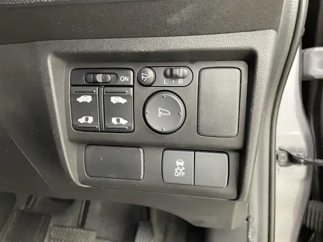 ホンダ フリード G ジャストセレクション 宮城県 2015(平27)年 8.9万km モダンスティールM 純正ナビ/両側パワースライドドア/ＨＩＤヘッドライト/オートライト/フルオートエアコン/バックモニター/Ｂｌｕｅｔｏｏｔｈオーディオ/フルセグＴＶ/スマートキー/ＥＴＣ/ステアリングリモコン/禁煙車