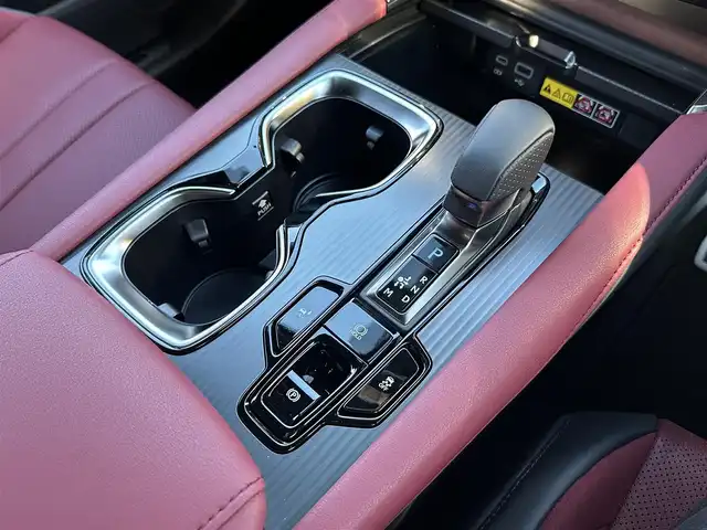 レクサス ＲＸ 500h Fスポーツパフォーマンス 東京都 2025(令7)年 0.1千km パール TRDエアロ/ナビゲーション/フルセグテレビ/ブルトゥース接続/USB接続/全方位カメラ/ハンドルヒーター/シートヒーター/衝突軽減ブレーキ/車線逸脱警報/アダプティブクルーズ/パドルシフト/ヘッドアップディスプレイ/保証書/取扱説明書/整備手帳/スマートキーX2個