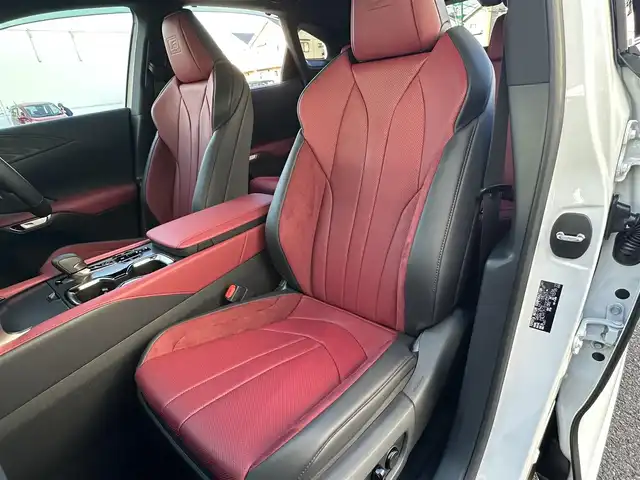 レクサス ＲＸ 500h Fスポーツパフォーマンス 東京都 2025(令7)年 0.1千km パール TRDエアロ/ナビゲーション/フルセグテレビ/ブルトゥース接続/USB接続/全方位カメラ/ハンドルヒーター/シートヒーター/衝突軽減ブレーキ/車線逸脱警報/アダプティブクルーズ/パドルシフト/ヘッドアップディスプレイ/保証書/取扱説明書/整備手帳/スマートキーX2個