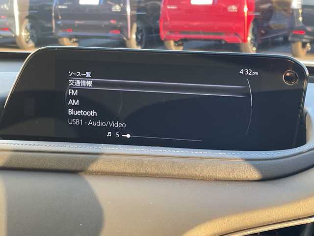 マツダ ＣＸ－３０ 20S 100周年特別記念車 福岡県 2021(令3)年 1.3万km スノーフレイクホワイトパールマイカ 純正ナビ(AM/FM/CD/DVD/BT/USB/HDMI)/アラウンドビューモニター/100周年記念モデル/・赤レザーシート/・赤フロアマット/・18インチ記念ホイール/純正前後ドライブレコーダー/ビルトインETC/社外レーダー探知機/レーダークルーズコントロール/アイドリングストップ/パワーバックドア/前後コーナーセンサー/前席シートヒーター/D席パワーシート/ステアリングヒーター/パドルシフト