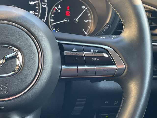 マツダ ＣＸ－３０ 20S 100周年特別記念車 福岡県 2021(令3)年 1.3万km スノーフレイクホワイトパールマイカ 純正ナビ(AM/FM/CD/DVD/BT/USB/HDMI)/アラウンドビューモニター/100周年記念モデル/・赤レザーシート/・赤フロアマット/・18インチ記念ホイール/純正前後ドライブレコーダー/ビルトインETC/社外レーダー探知機/レーダークルーズコントロール/アイドリングストップ/パワーバックドア/前後コーナーセンサー/前席シートヒーター/D席パワーシート/ステアリングヒーター/パドルシフト