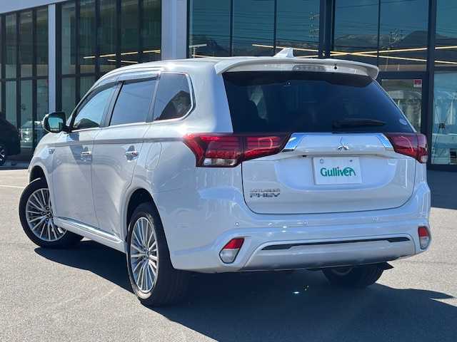 三菱 アウトランダー ＰＨＥＶ