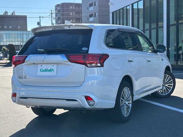 三菱 アウトランダー ＰＨＥＶ