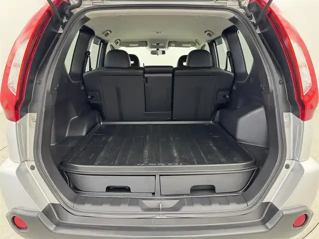 日産 エクストレイル 20GT S 福岡県 2014(平26)年 6.8万km ブリリアントシルバー 社外ナビ　（NR-MZ077）/ルーフキャリア　/ルーフレール　/社外ナビ（フルセグTV）/カプロンシート　/ダウンヒルアシスト　/スマートキー　/横滑り防止機能　/社外１６インチホイール（スタッドレスタイヤ）/純正フロアマット　/純正ドアバイザー/オールモード４×４－ｉシステム