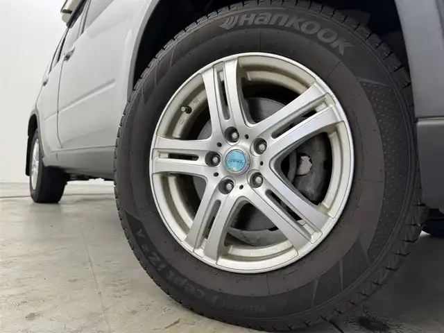 日産 エクストレイル 20GT S 福岡県 2014(平26)年 6.8万km ブリリアントシルバー 社外ナビ　（NR-MZ077）/ルーフキャリア　/ルーフレール　/社外ナビ（フルセグTV）/カプロンシート　/ダウンヒルアシスト　/スマートキー　/横滑り防止機能　/社外１６インチホイール（スタッドレスタイヤ）/純正フロアマット　/純正ドアバイザー/オールモード４×４－ｉシステム