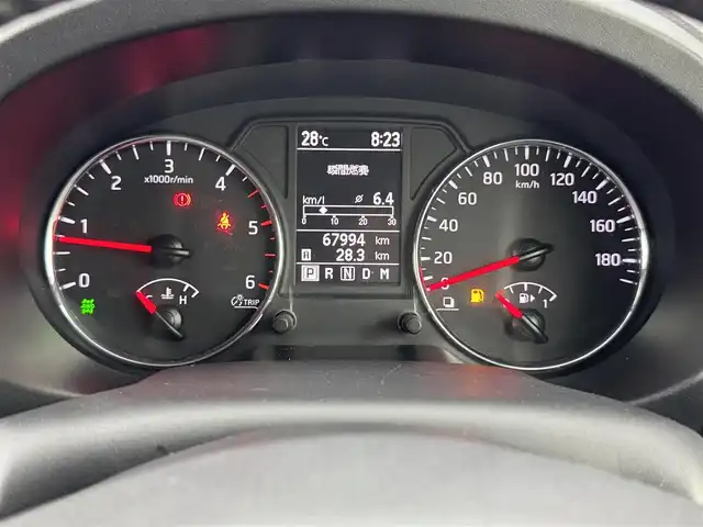 日産 エクストレイル 20GT S 福岡県 2014(平26)年 6.8万km ブリリアントシルバー 社外ナビ　（NR-MZ077）/ルーフキャリア　/ルーフレール　/社外ナビ（フルセグTV）/カプロンシート　/ダウンヒルアシスト　/スマートキー　/横滑り防止機能　/社外１６インチホイール（スタッドレスタイヤ）/純正フロアマット　/純正ドアバイザー/オールモード４×４－ｉシステム