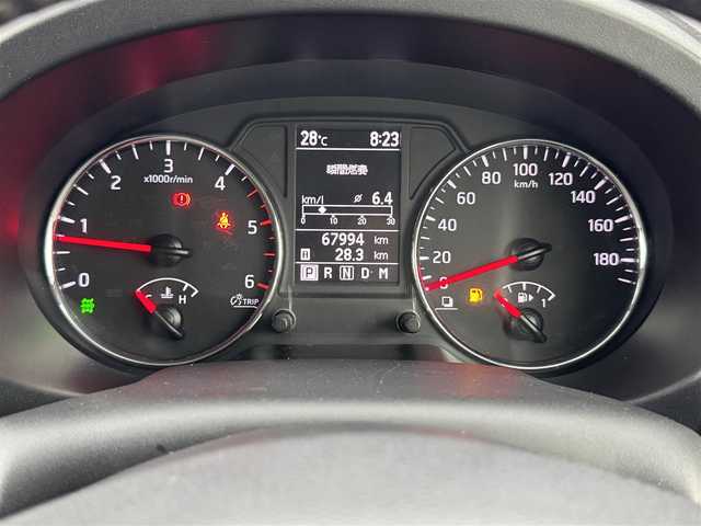 日産 エクストレイル 20GT S 福岡県 2014(平26)年 6.8万km ブリリアントシルバー 社外ナビ　（NR-MZ077）/ルーフキャリア　/ルーフレール　/社外ナビ（フルセグTV）/カプロンシート　/ダウンヒルアシスト　/スマートキー　/横滑り防止機能　/社外１６インチホイール（スタッドレスタイヤ）/純正フロアマット　/純正ドアバイザー/オールモード４×４－ｉシステム