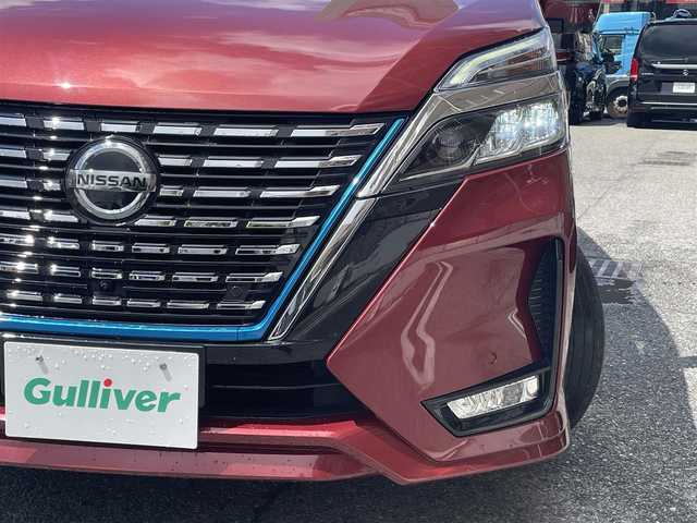 日産 セレナ e－パワー ハイウェイスター V 大阪府 2020(令2)年 4.6万km マルーンレッド プロパイロット/インテリジェントアラウンドビューモニター/インテリジェントパーキングアシスト/インテリジェントLI（車線逸脱防止支援システム）/インテリジェントDA（ふらつき警報）/踏み間違い衝突防止アシスト/標識検知機能/クルーズコントロール/SRSカーテンエアバックシステム＆サイドエアバックシステム（前席）/ブラインドスポット/快適パック/・スーパーUVカット断熱クリーンガラス/・パーソナルテーブル（セカンド・サード左右）/・カップホルダー12個/・USB電源ソケット（セカンド・サード各2個）/・セカンドシート超ロングスライド＋横スライド/・サードシートスライド/・シートバックフック8個/・シートバックポケット/ステアリングヒーター/革巻きステアリング/ステアリングスイッチ/ドライブレコーダー（フロント）/フルセグテレビ（CD・DVD・BT）/USB・HDMI・SDカード/ETC/両側パワースライドドア