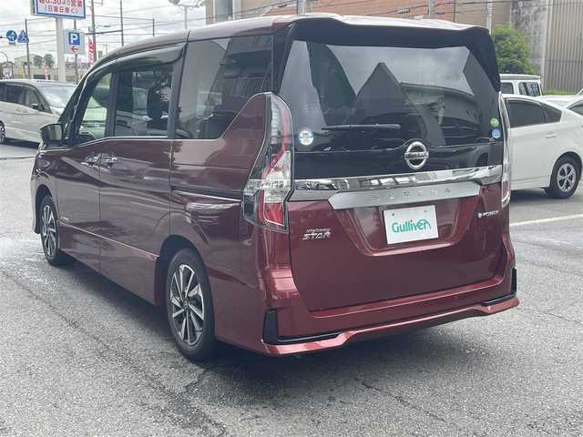 日産 セレナ e－パワー ハイウェイスター V 大阪府 2020(令2)年 4.6万km マルーンレッド プロパイロット/インテリジェントアラウンドビューモニター/インテリジェントパーキングアシスト/インテリジェントLI（車線逸脱防止支援システム）/インテリジェントDA（ふらつき警報）/踏み間違い衝突防止アシスト/標識検知機能/クルーズコントロール/SRSカーテンエアバックシステム＆サイドエアバックシステム（前席）/ブラインドスポット/快適パック/・スーパーUVカット断熱クリーンガラス/・パーソナルテーブル（セカンド・サード左右）/・カップホルダー12個/・USB電源ソケット（セカンド・サード各2個）/・セカンドシート超ロングスライド＋横スライド/・サードシートスライド/・シートバックフック8個/・シートバックポケット/ステアリングヒーター/革巻きステアリング/ステアリングスイッチ/ドライブレコーダー（フロント）/フルセグテレビ（CD・DVD・BT）/USB・HDMI・SDカード/ETC/両側パワースライドドア