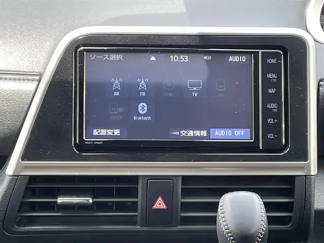 トヨタ シエンタ ハイブリッド G セーフティエディションⅡ 岐阜県 2022(令4)年 3万km ブラックマイカ /ワンオーナー//SDナビ/(フルセグテレビ.AM.FM.BT)//フリップダウンモニター//ステアリングヒーター//シートヒーター//バックカメラ//アイドリングストップ//クルーズコントロール//プッシュスタート//両側パワースライドドア//ETC//保証書//スペアキー