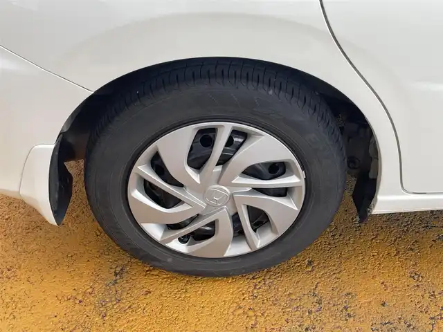 ホンダ フリード G ホンダセンシング 静岡県 2016(平28)年 7.4万km ホワイトオーキッドパール ワンオーナー/純正ナビ/フルセグTV/DVD/CD/SD/BT/MSV/バックカメラ/両側パワースライドドア/衝突軽減ブレーキ/レーンキープアシスト/レーダークルーズコントロール/ビルトインETC/LEDヘッドライト/スマートキー×2/保証書/取扱説明書/ナビ取扱説明書/R1/3/5点検記録簿有