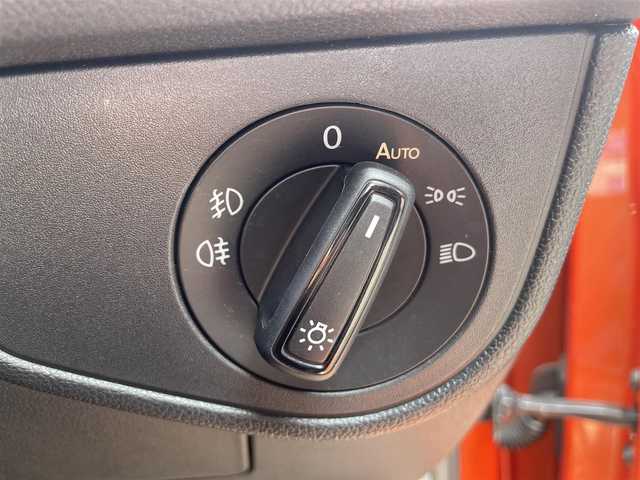 フォルクスワーゲン ポロ TSIハイライン 栃木県 2019(令1)年 1.6万km エナジェティックオレンジメタリック ワンオーナー /ナビ/フルセグTV/バックカメラ/ETC/ACC/ブラインドスポット /フロントアシスト /リヤトラフィックアラート/パークディスタンスコントロール/ドライブレコーダー/スマートキー