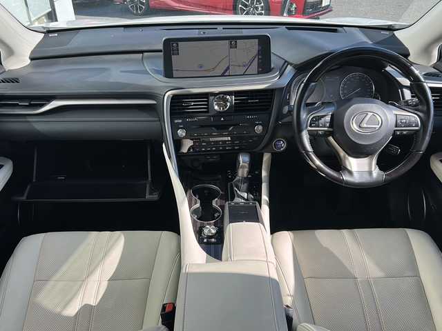 レクサス ＲＸ 450h バージョンL 山形県 2020(令2)年 5.8万km ソニッククォーツ ４WD/純正12.3型ナビ/Bluetooth/フルセグ/ビルトインETC2.0/全周囲カメラ/ドライブレコーダー/レクサスセーフティシステム/衝突軽減ブレーキ/レーンキープアシスト/オートマチックハイビーム/レーダークルーズコントロール/ブラインドスポットモニター/ヘッドアップディスプレイ/コーナーセンサー/電動リアゲート/ステアリングヒーター/レザーシート/メモリー機能付パワーシート/全席シートヒータ/全席エアシート/LEDヘッドライト/オートライト/純正フロアマット