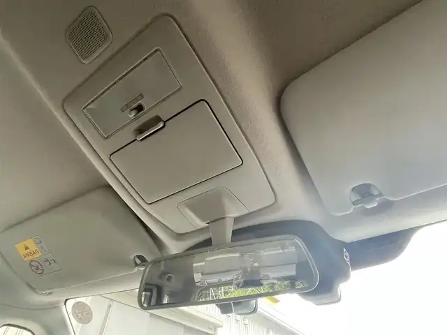 スズキ ソリオ バンディット HV MV Dカメラ ブレーキS 栃木県 2017(平29)年 13.3万km ピュアホワイトP (株)IDOMが運営する【じしゃロン宇都宮店】の自社ローン専用車両になります。こちらは現金またはオートローンご利用時の価格です。自社ローンご希望の方は別途その旨お申付け下さい/純正ナビ　/全方位カメラ　/衝突被害軽減装置　/両側パワースライドドア　/フルセグ　/BT接続　/ビルトインETC　/シートヒーター　/プッシュスタート　/スペアキー　/純正アルミホイール　/LEDオートヘッドライト