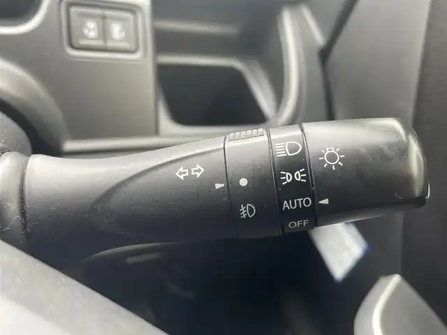 スズキ ソリオ バンディット HV MV Dカメラ ブレーキS 栃木県 2017(平29)年 13.3万km ピュアホワイトP (株)IDOMが運営する【じしゃロン宇都宮店】の自社ローン専用車両になります。こちらは現金またはオートローンご利用時の価格です。自社ローンご希望の方は別途その旨お申付け下さい/純正ナビ　/全方位カメラ　/衝突被害軽減装置　/両側パワースライドドア　/フルセグ　/BT接続　/ビルトインETC　/シートヒーター　/プッシュスタート　/スペアキー　/純正アルミホイール　/LEDオートヘッドライト