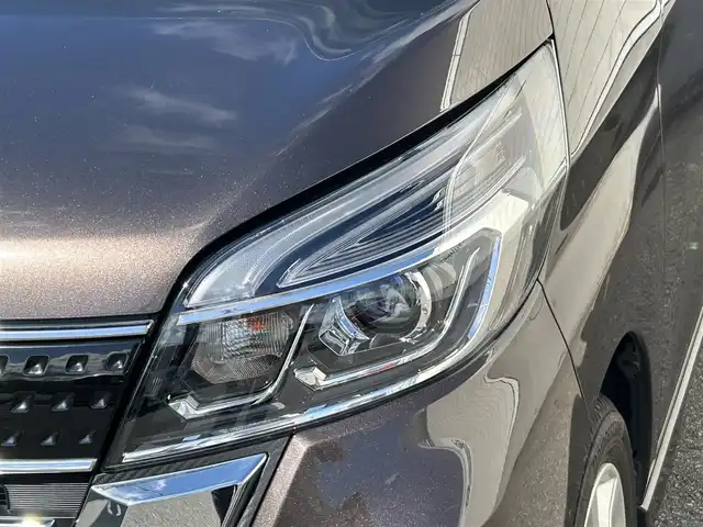 日産 デイズ ルークス ハイウェイスター Xターボ 山形県 2019(平31)年 5.1万km アッシュブラウンM 4WD/純正ナビ/・フルセグTV/AM/FM/CD/DVD/Bluetooth/禁煙車/前後ドライブレコーダー/全周囲カメラ/レーンキープアシスト/衝突被害軽減システム/前後コーナーセンサー/アイドリングストップ/横滑り防止装置/オートライト/オートハイビーム/D席シートヒーター/純正アルミ/LEDヘッドライト/スマートキー/スペアキー/フォグランプ/ドアバイザー/保証書/取扱説明書