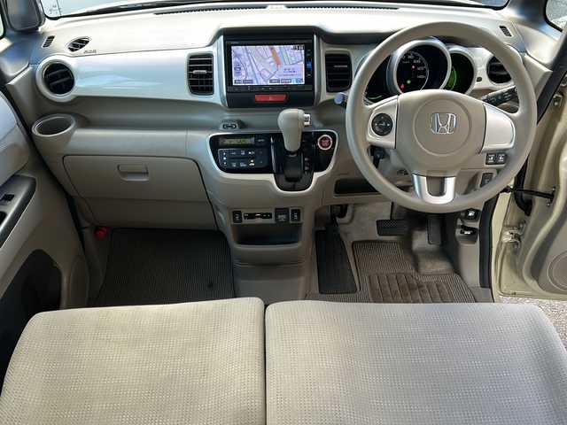 ホンダ Ｎ ＢＯＸ G SSパッケージ 広島県 2017(平29)年 5万km プレミアムアイボリーP 禁煙車/あんしんパッケージ/・シティブレーキアクティブシステム（低速域衝突軽減ブレーキ＋誤発進抑制機能）/・W+サイド＋サイドカーテンエアバック/純正ナビ（VXM-174VFi）/・フルセグ/CD/DVD/SD/BT/バックカメラ/ステアリングスイッチ/オートライト/HIDヘッドライト/フォグランプ/シートヒーター/オートリトラミラー/電動格納ウィンカーミラー/リアサンシェード/ドライブレコーダー（BM-FW601）/ETC/純正14インチアルミホイール