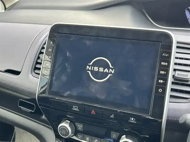 日産 セレナ e－パワー ハイウェイスター V 静岡県 2021(令3)年 3.8万km ブリリアントホワイトパール プロパイロット/純正10インチナビ/FM/AM/CD/DVD/Blue-ray/Bluetooth/フルセグTV/両側電動スライドドア/フリップダウンモニター/レーダークルーズコントロール/アラウンドビューモニター/ビルトインETC/オートライト/オートハイビーム/LEDヘッドライト/コーナーセンサー前後/カーテンエアバッグ/純正フロアマット/純正15AW