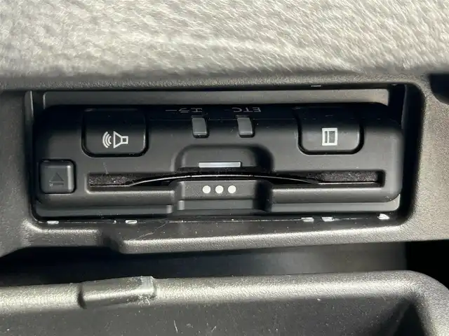 日産 セレナ e－パワー ハイウェイスター V 静岡県 2021(令3)年 3.8万km ブリリアントホワイトパール プロパイロット/純正10インチナビ/FM/AM/CD/DVD/Blue-ray/Bluetooth/フルセグTV/両側電動スライドドア/フリップダウンモニター/レーダークルーズコントロール/アラウンドビューモニター/ビルトインETC/オートライト/オートハイビーム/LEDヘッドライト/コーナーセンサー前後/カーテンエアバッグ/純正フロアマット/純正15AW