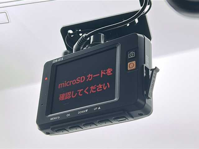 トヨタ ライズ Z 宮城県 2019(令1)年 3.5万km シャイニングホワイトパール 禁煙車/全方位カメラ/スマートアシスト/・衝突軽減ブレーキ/・車線逸脱警報システム/・アダプティブクルーズコントロール/純正9型ナビ/・BT・USB・ipod・Applecarplay/LEDヘッドライト/LEDフォグライト/前席シートヒーター/革巻きステアリング/ステアリングスイッチ/ドライブレコーダー/純正フロアマット/ドアバイザー/ビルドインETC/プッシュスタート/スマートキー×2/横滑り防止装置/アイドリングストップ