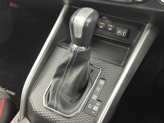 トヨタ ライズ Z 宮城県 2019(令1)年 3.5万km シャイニングホワイトパール 禁煙車/全方位カメラ/スマートアシスト/・衝突軽減ブレーキ/・車線逸脱警報システム/・アダプティブクルーズコントロール/純正9型ナビ/・BT・USB・ipod・Applecarplay/LEDヘッドライト/LEDフォグライト/前席シートヒーター/革巻きステアリング/ステアリングスイッチ/ドライブレコーダー/純正フロアマット/ドアバイザー/ビルドインETC/プッシュスタート/スマートキー×2/横滑り防止装置/アイドリングストップ