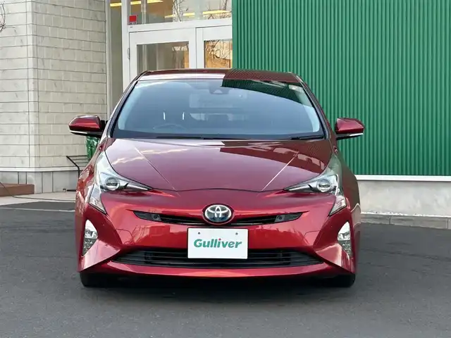 トヨタ プリウス A ツーリングセレクション 宮城県 2016(平28)年 10万km エモーショナルレッド セーフティセンスP/・プリクラッシュセーフティ/・レーダークルーズコントロール/・レーンディパーチャーアラート/・オートマチックハイビーム/ブラインドスポットモニター/インテリジェントクリアランスソナー/シンプルインテリジェントパーキングアシスト/ヘッドアップディスプレイ/純正ナビ（NSZN-W64T）/・CD/DVD/・Bluetooth/・フルセグTV/バックカメラ/ETC/ドライブレコーダー/合皮シート/シートヒーター/革巻きステアリング/ステアリングスイッチ/LEDヘッドランプ/フォグランプ/オートライト/スマートキー＆プッシュスタート/電動格納ミラー/純正17インチAW/純正フロアマット/純正ドアバイザー/トノカバー/W/サイド/カーテンエアバッグ