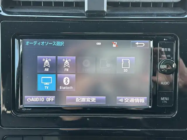 トヨタ プリウス A ツーリングセレクション 宮城県 2016(平28)年 10万km エモーショナルレッド セーフティセンスP/・プリクラッシュセーフティ/・レーダークルーズコントロール/・レーンディパーチャーアラート/・オートマチックハイビーム/ブラインドスポットモニター/インテリジェントクリアランスソナー/シンプルインテリジェントパーキングアシスト/ヘッドアップディスプレイ/純正ナビ（NSZN-W64T）/・CD/DVD/・Bluetooth/・フルセグTV/バックカメラ/ETC/ドライブレコーダー/合皮シート/シートヒーター/革巻きステアリング/ステアリングスイッチ/LEDヘッドランプ/フォグランプ/オートライト/スマートキー＆プッシュスタート/電動格納ミラー/純正17インチAW/純正フロアマット/純正ドアバイザー/トノカバー/W/サイド/カーテンエアバッグ