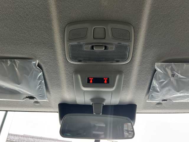 スズキ ジムニー ノマド FC 岐阜県 2025(令7)年 0.1千km アークティックホワイトパール 登録時走行距離２５ｋｍ/レーダークルーズコントロール/ダウンアシスト/シートヒーター/コーナーセンサー/オートライト/レーンキープアシスト/純正アルミホイール/衝突軽減システム/ミラーヒーター/電動格納ミラー/４ＷＤ/プッシュボタン/横滑り防止装置