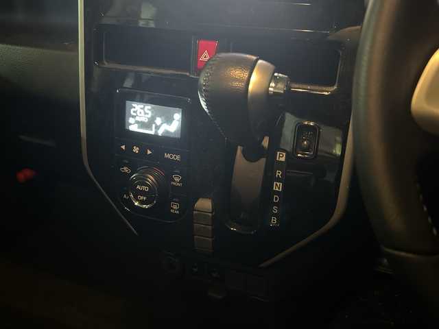 トヨタ ルーミー カスタムG 愛知県 2020(令2)年 4.9万km ブラックマイカメタリック ・禁煙車/・ワンオーナー/・純正ナビTV/　(NSCN-W68)/・Bluetooth/AUX/・バックカメラ/・ビルトインETC/・社外デジタルインナーミラー/・スマートアシスト３/・クルーズコントロール/・両側パワースライドドア/・前席シートヒーター/・アイドリングストップ/・コーナーセンサー/・ステアスイッチ/・プッシュスタート/・電動格納ミラーウインカー/・LEDオートライト/・フォグランプ/・横滑り防止装置/・ドアバイザー/・純正フロアマット/・新車保証書/取扱説明書/・スペアキー